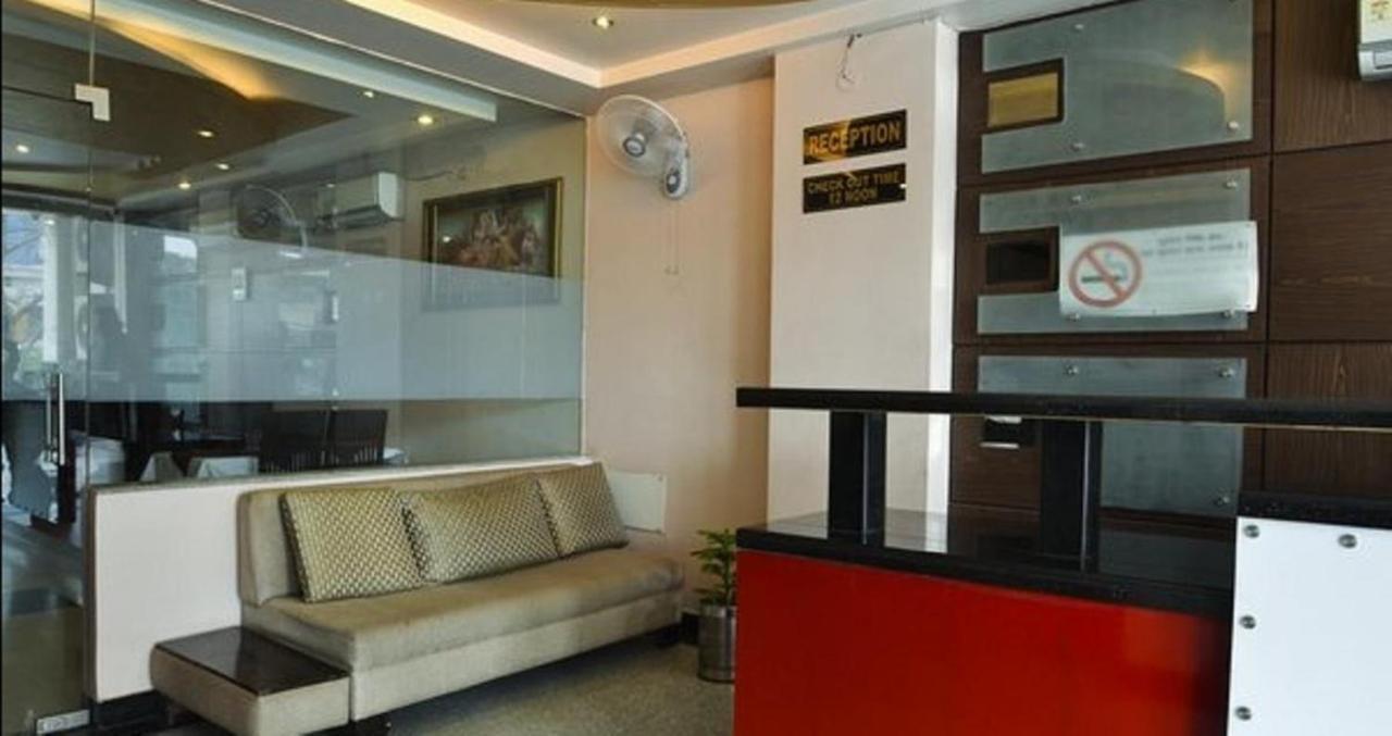 Paramount Hotel Jaipur Ngoại thất bức ảnh